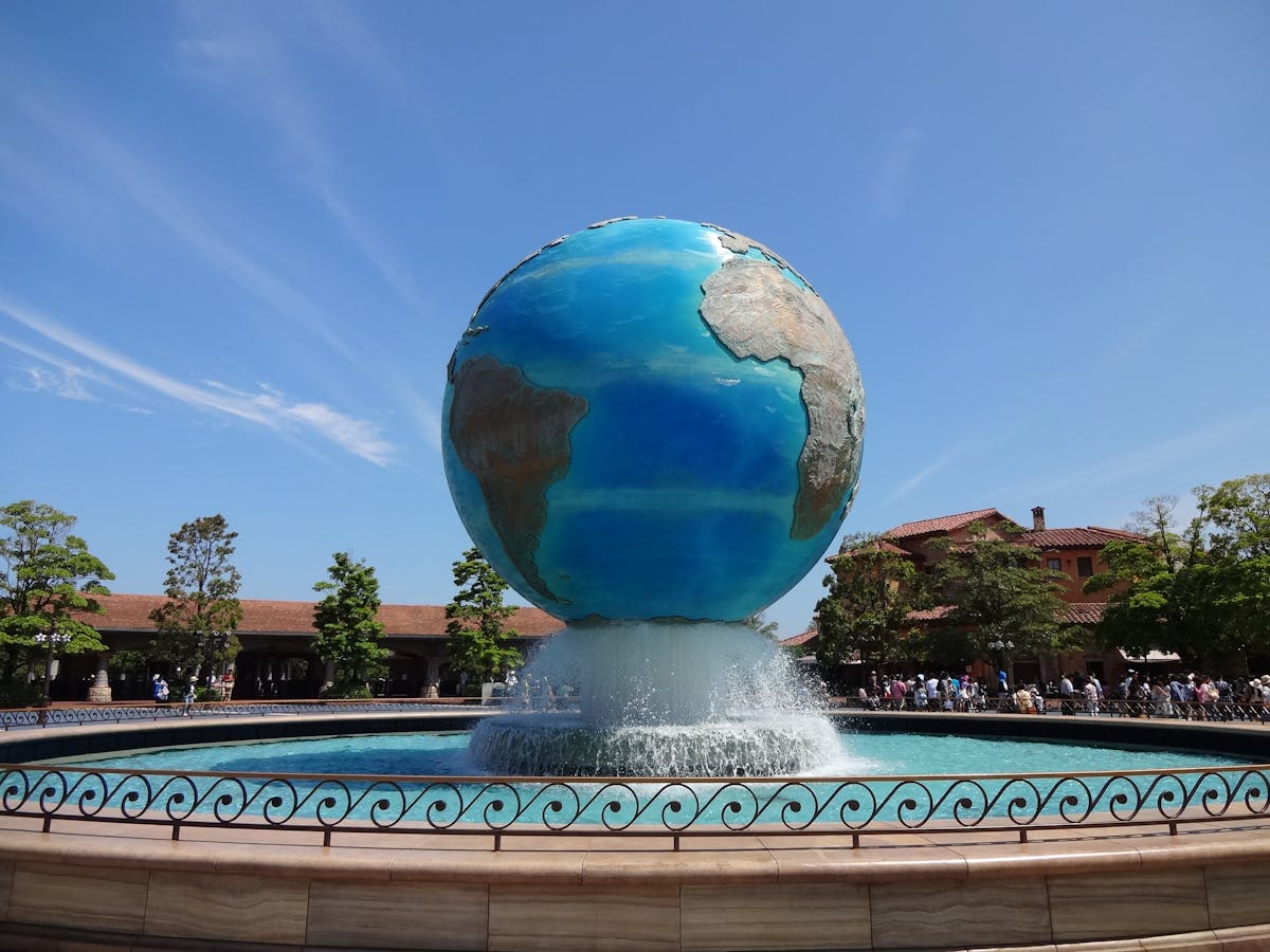 Earth sculpture fountain at Tokyo DisneySea