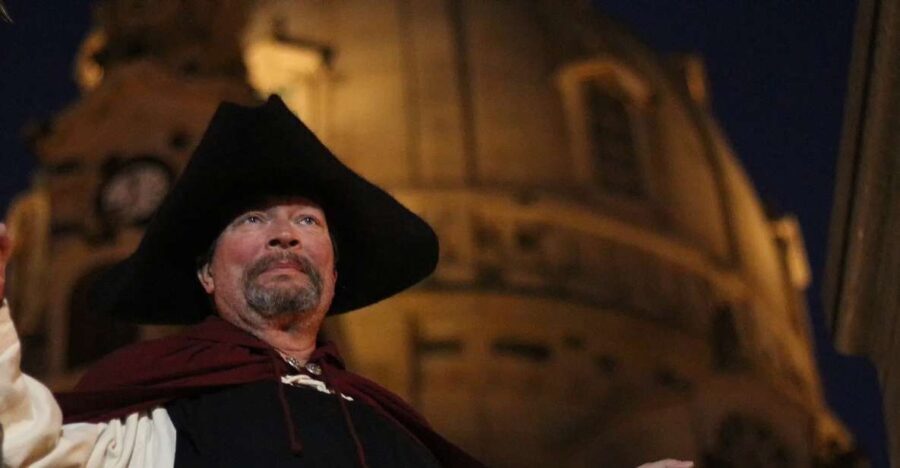 Dresden: The Original Night Watchman Tour in Lantern Light - Starting at König-Johann-Denkmal: finding your guide fast