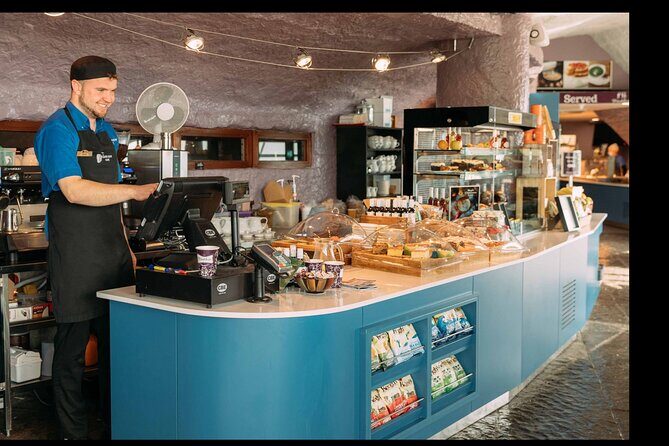 Dublin to Cliffs of Moher, Ennis Town & Bunratty Castle Day Tour - What the Reviews Tell Us