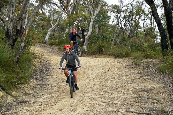 E-bike (electric) - Blue Mountains - Hanging Rock - SELF-GUIDED Hire Service - Experience Breakdown: Day-by-Day