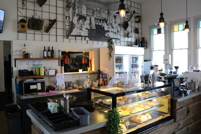 Enjoy a VIP Booth Shared Experience From Gympie - Whats Included and Whats Not