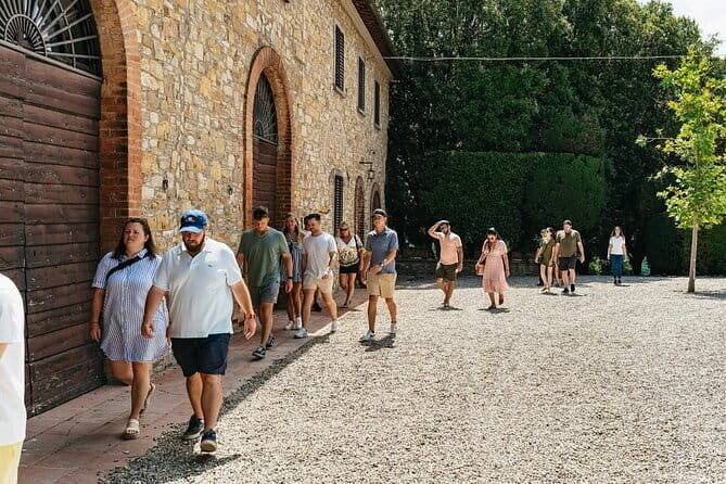 Essence of Chianti Small Group Tour with Lunch and Tastings from Florence - The Guides Make or Break the Experience