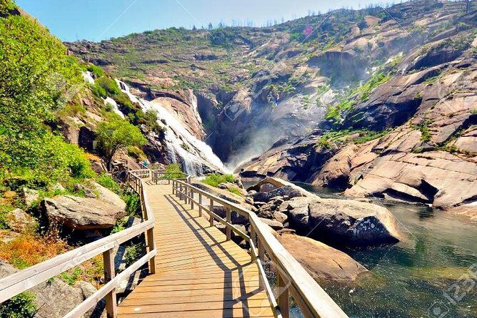 Excursion to Finisterre + Muxia + Costa da Morte (7 stops) - Whats Not Included—And Why It Matters