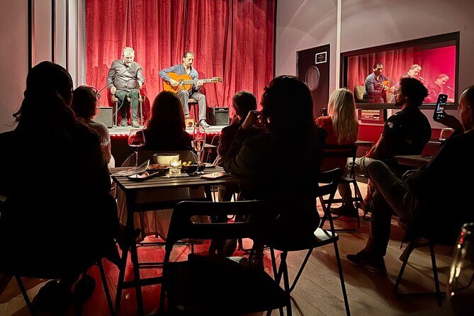 Authentic Flamenco Show Barcelona : Intimate Casa Sors Experience - Meeting the Artists and the Guitar Museum Tour