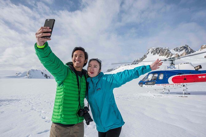 Franz Josef: Neve Discoverer Helicopter Flight with snow landing - Why This Tour Might Be Perfect for You