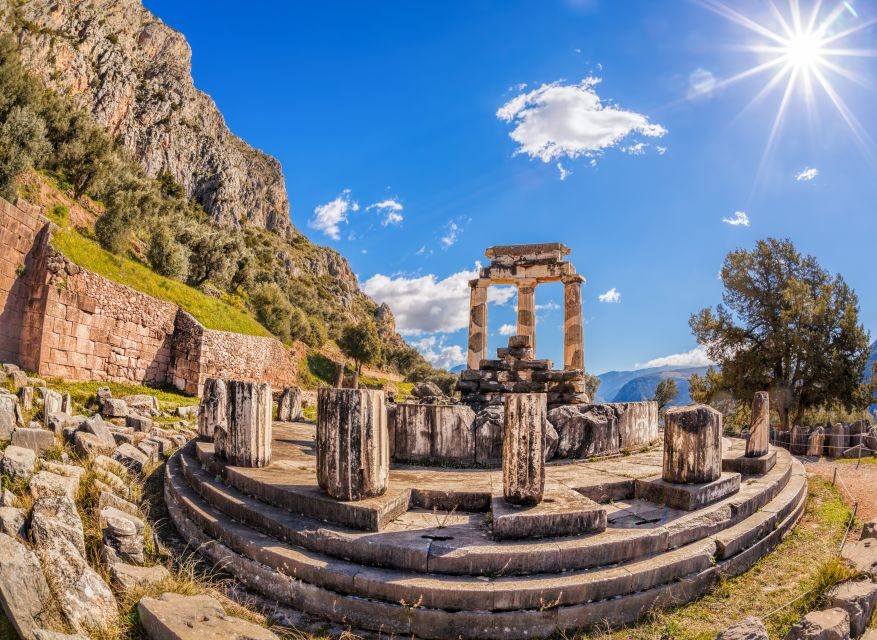 From Athens: Delphi Full Day V.R. Audio Guided Tour - What you’re really paying for (and why it’s good value)