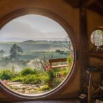 From Auckland: Hobbiton Movie Set Trip with Guided Tour - The Quality of Guides and Overall Experience