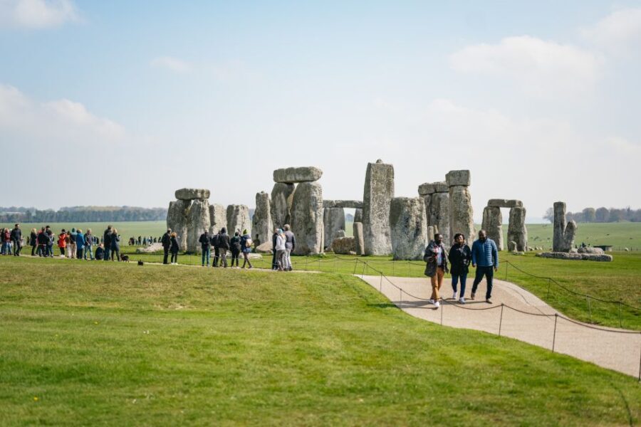From London: Stonehenge Half-Day Trip - The Coach Ride From Central London: Comfort, Timing, and Wi-Fi