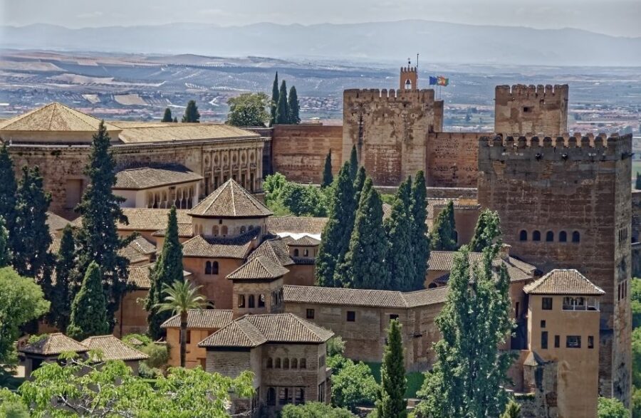 From Malaga: Granada Full-Day Trip with Alhambra - Pickup at NH Malaga: start time logistics and what to bring