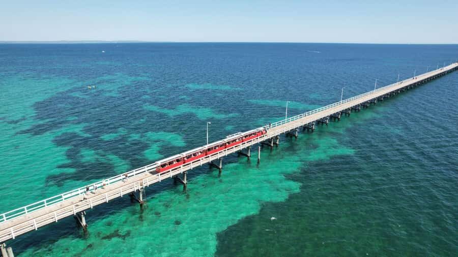 From Perth: Margaret River Region Impression Day Tour - Coffee Break at a Local Café