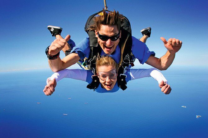 From Sydney: Tandem Skydive Experience over Wollongong Beach - Practical Details and Considerations