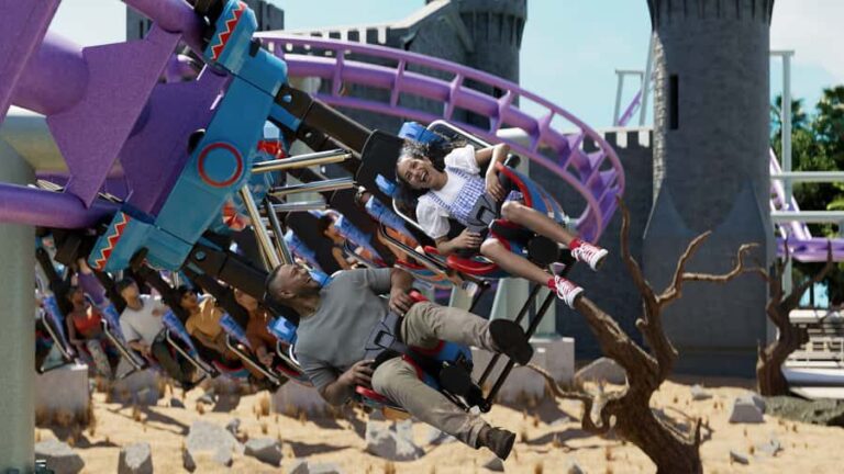 Gold Coast: Movie World, Sea World, Wet'n'Wild 14-Day Pass - The Highlights of Each Park