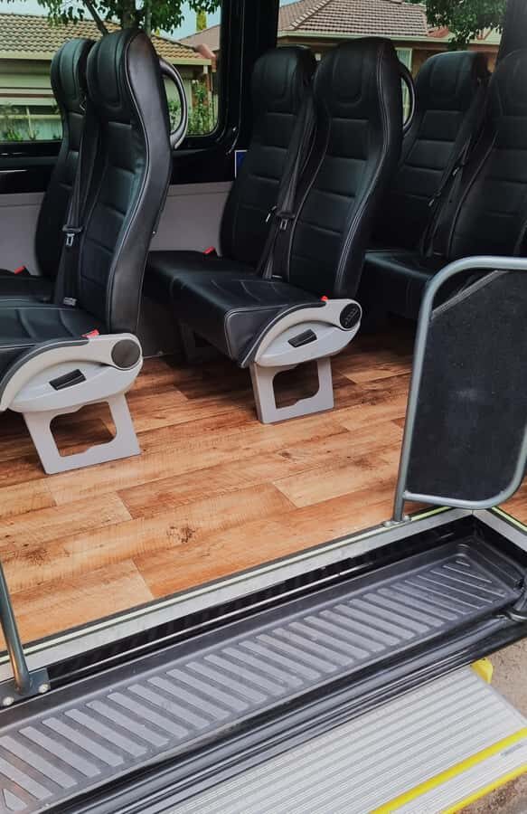 Great Ocean Road Lux Tour Max 11 Hotel Pickup - The Experience of the Guide and Group