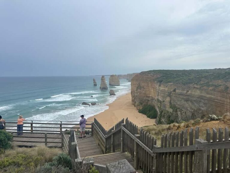 Great Ocean Road Tour PRIVATE LUXURY-FREE entry,hotel pickup - FAQs