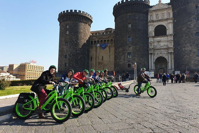 Guided tour of Naples by FAT electric bike - Meeting point: Via Antonio Tari, 18, and how to find it