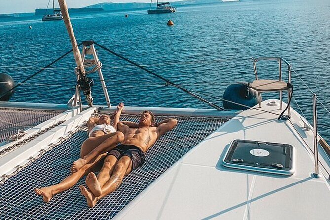 Half-Day Exclusive Catamaran Cruise in Santorini with Meal and Open Bar - The Practical Details That Actually Matter