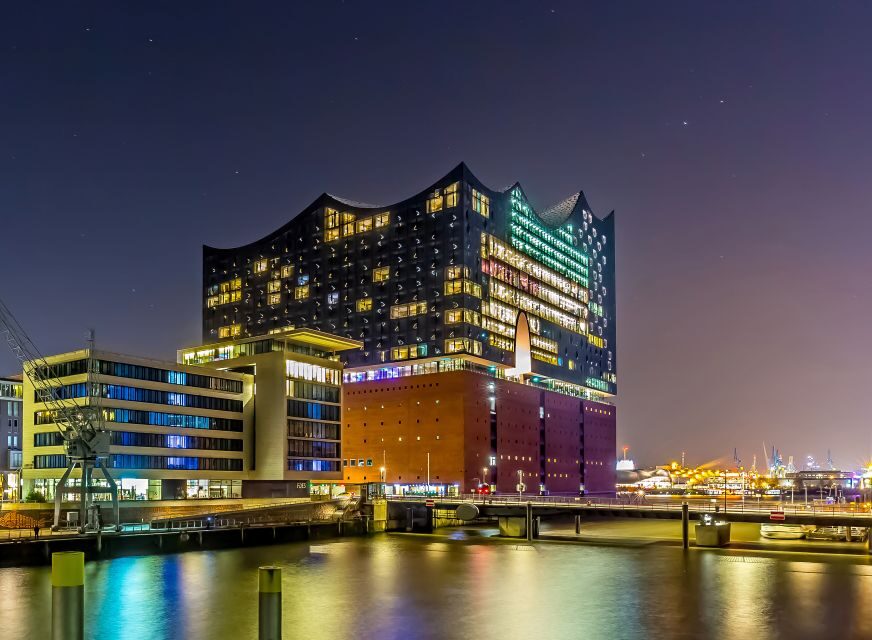 Hamburg: Elbphilharmonie Plaza Guided Tour - Meeting Points: Baumwall, Harbor Police Station, and the Gandhi Bridge