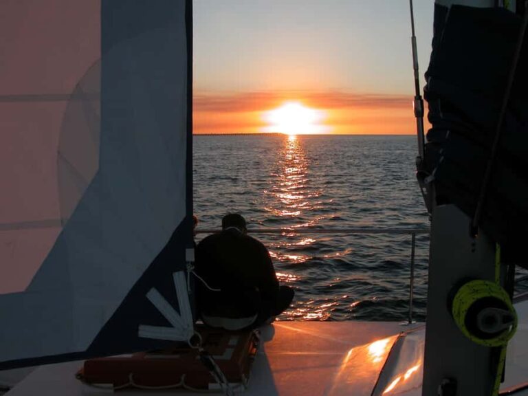 Hervey Bay Champagne Sunset Sail - The Itinerary and Experience