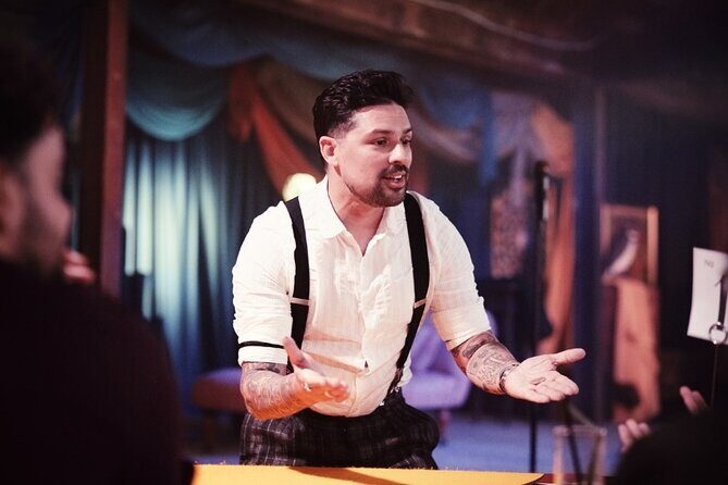 Immersive Magic Experience with Craft Cocktails in London - The Main Event: The Magicians Table Performance