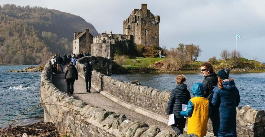 Inverness: Isle of Skye and Eilean Donan Castle Day Trip - Getting on the Bus at Railway Terrace (and Parking If You Drive)