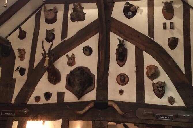 J & M York City Walking Tours - Group size and comfort: up to 30, not a stampede