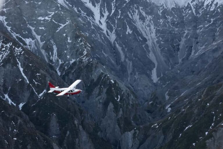 Kaikoura: Coastal and Alpine Scenic Airplane Flight - The Meeting Point and Logistics