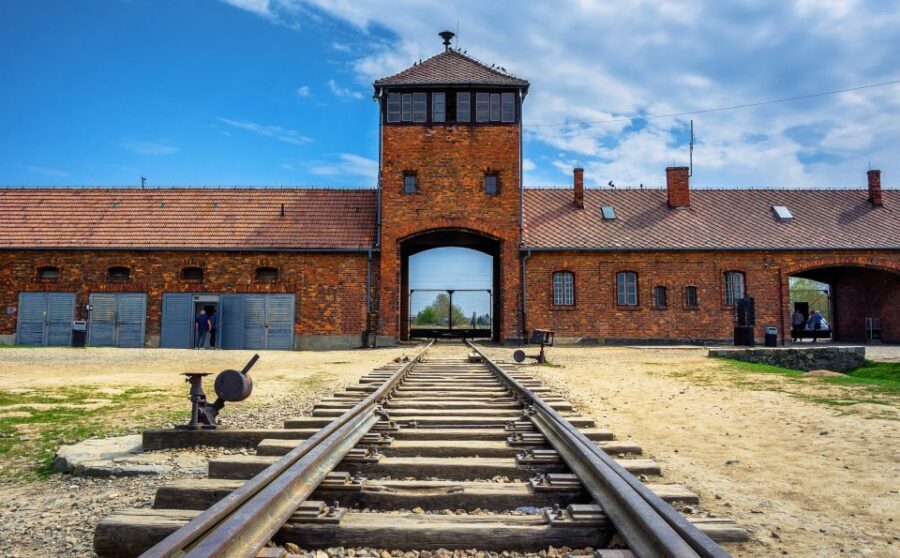 Krakow: Auschwitz Guided Tour with Optional Hotel Pickup - Meeting Point and Pickup: Optional, but Not Complicated