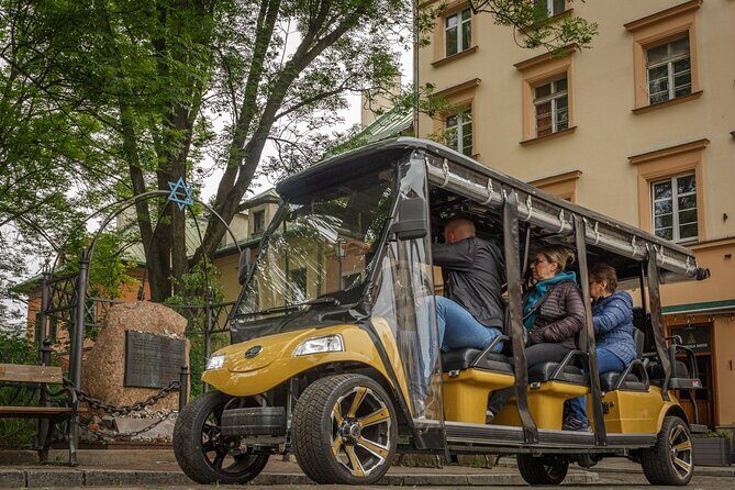 Krakow: City Sightseeing Tour Eco Electric Buggy Golf Cart - Meeting Point at Parking 24H (Mikołaja Zyblikiewicza 2): how to find it fast