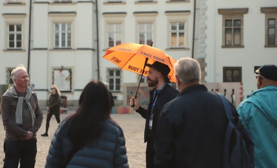 Krakow: Jewish Quarter and Former Ghetto Tour - Where You’ll Start: Old Synagogue, ul. Szeroka 24 (Orange Umbrella)