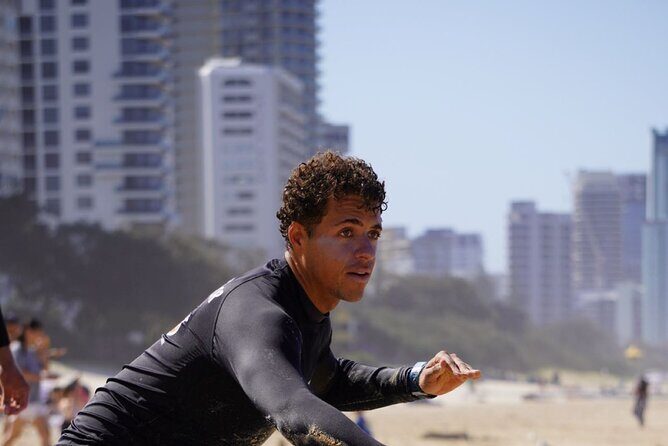 Learn to Surf at Surfers Paradise on the Gold Coast - Group Size and Atmosphere