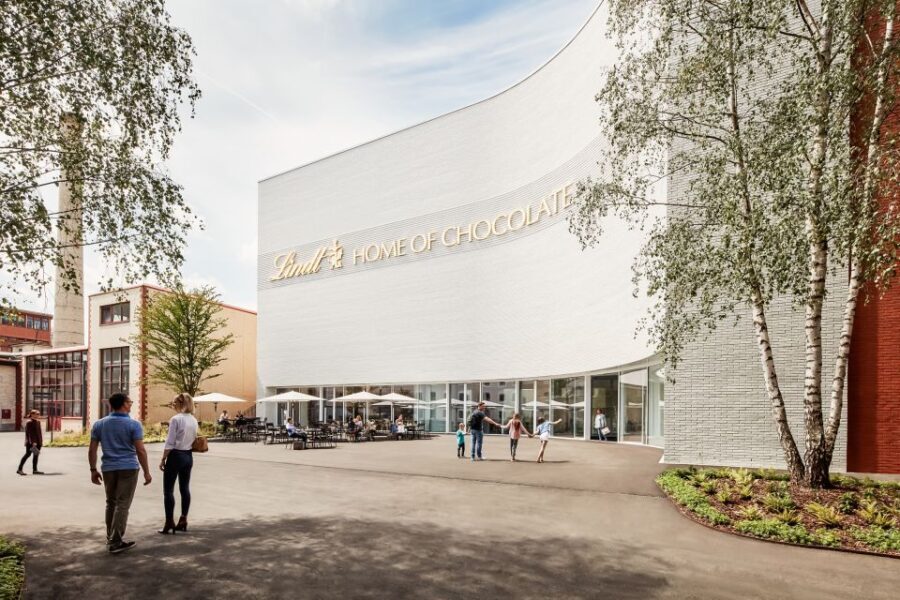 Lindt Home of Chocolate Museum Entry Ticket - The 9-meter chocolate fountain that sets the tone fast