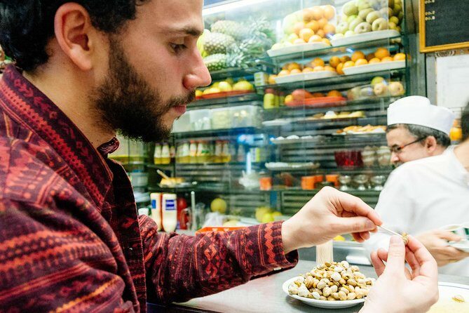 Lisbon Exclusive PRIVATE Food Tour with 6 or 10 Tastings - The Guide Factor: Everything Depends on This