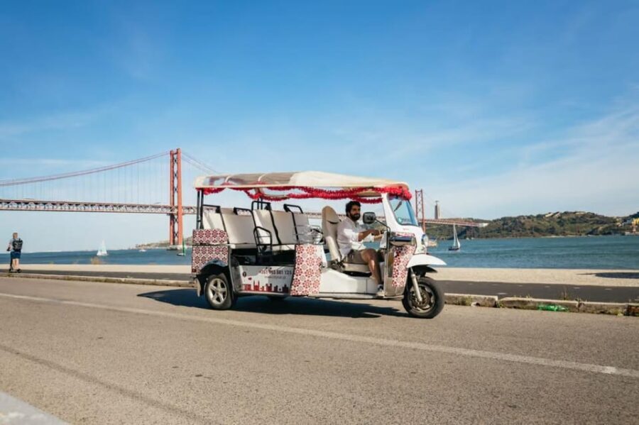 Lisbon: Private Guided Tuk-Tuk Tour with Hotel Pickup - Choosing Your Tour Length Without Overcommitting