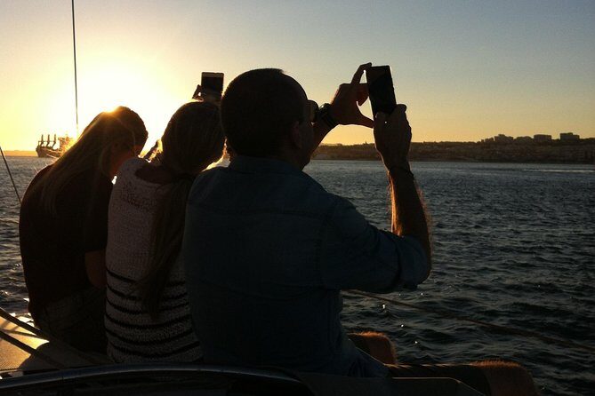 Lisbon Small Group 2h Sunset Sailing- Live Commentary & a Drink - The Wine and Refreshments