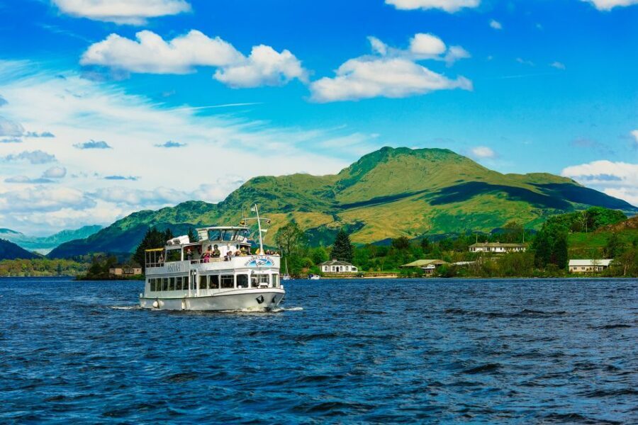 Loch Lomond: Scottish Highlands Sightseeing Cruise - Meet the Boat: Comfort, Visibility, and That Classic Look