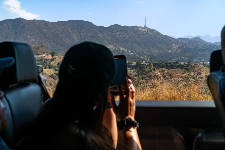 Los Angeles: Celebrity Homes and Hollywood Open-Air Bus Tour - Starting at the Hollywood Walk of Fame: what to expect before you roll