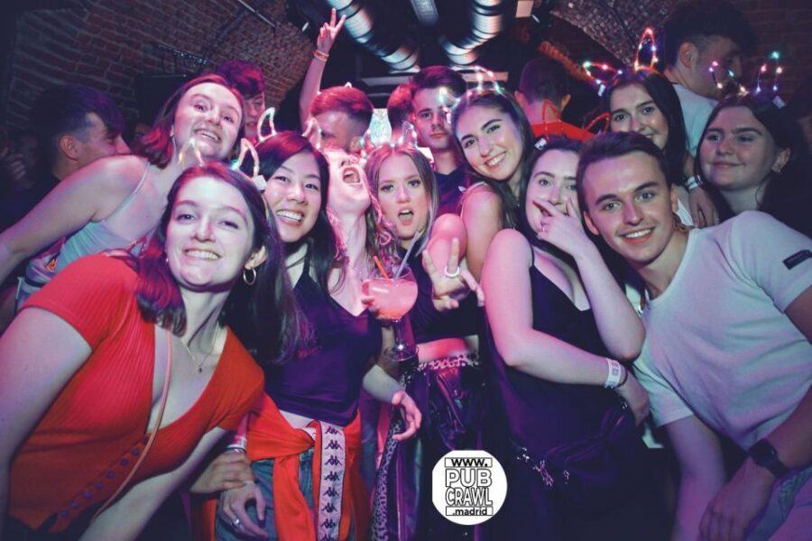 Madrid: Guided Pub Crawl Madrid Experience and Club Entry - The route: from Hood Dogs to two local bars and beyond