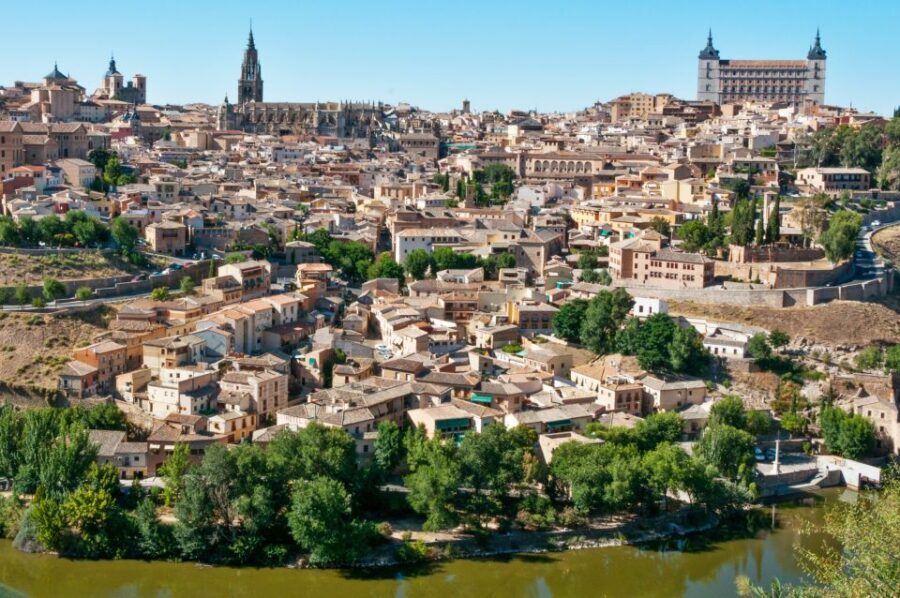 Madrid: Segovia and Toledo Tour, Alcazar, and Cathedral - Where You Meet in Madrid: Plaza de las Ventas and the IBE TOURS Bus