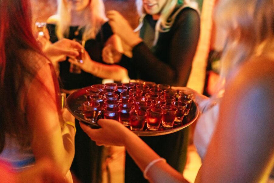 Malaga: Pubs and Clubs Crawl - The timing: why 3.5–5 hours feels just right