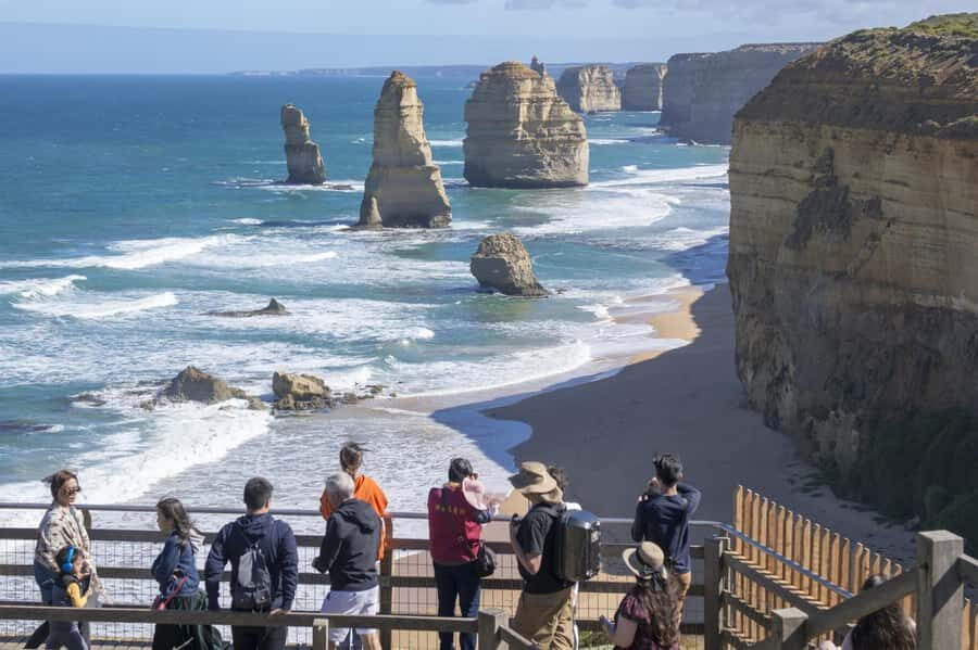 Melbourne: Great Ocean Road 12 Apostles & Rainforest Tour - Highlights of the Tour
