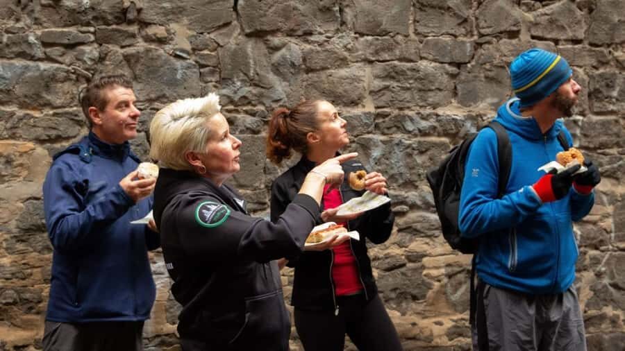 Melbourne: History and Donuts Walking Tour - The Experience in Detail