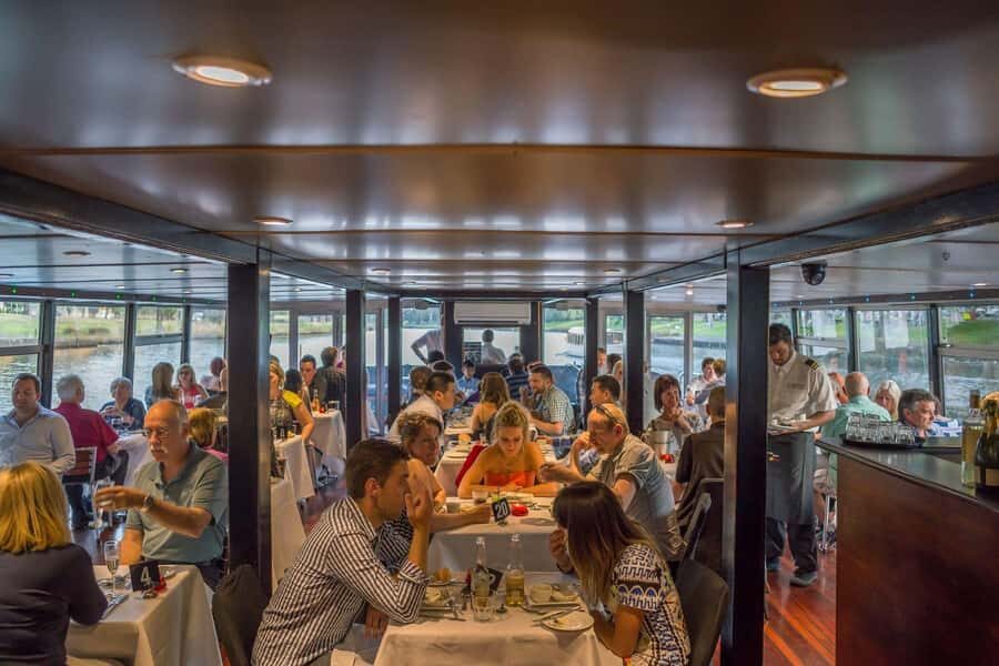 Melbourne: Spirit Of Melbourne Yarra River Lunch Cruise - What to Expect During the Cruise