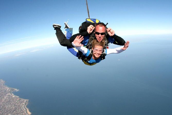 Melbourne: Tandem Skydive Experience over St. Kilda Beach - What Do Reviewers Say?