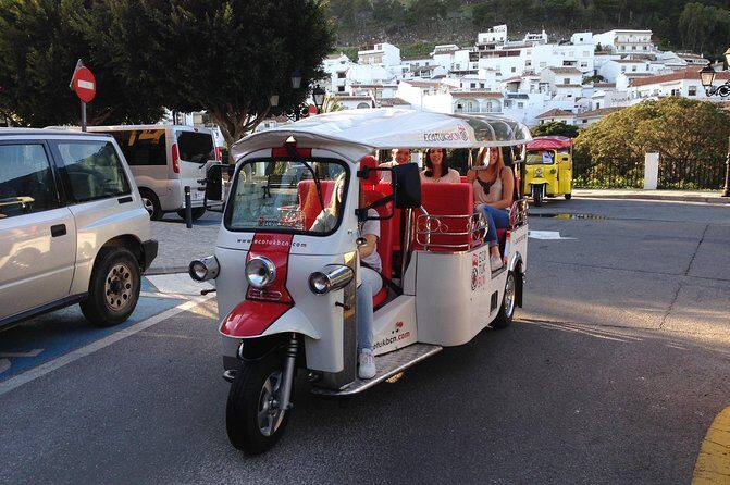 Mijas: Panoramic city tour in an electric Tuk Tuk - Private electric tuk-tuk: comfort and logistics in real life