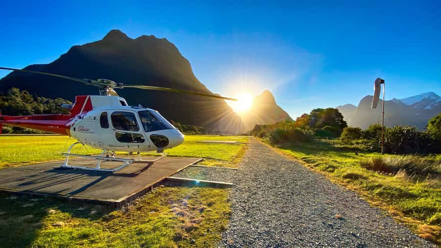 Milford Sound Extended Helicopter Flight & 3 Landings - What to Expect on the Flight