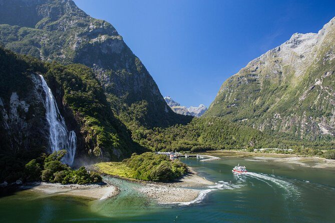 Milford Sound Nature Cruise with Southern Discoveries - Who Is This Tour Best For?
