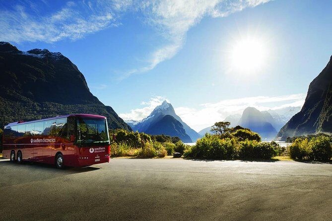 Milford Sound Premium Coach and Cruise with Lunch from Te Anau - A Deep Dive into the Experience