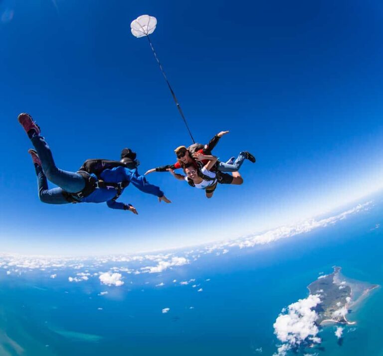 Mission Beach Tandem Skydive Experience - Key Points