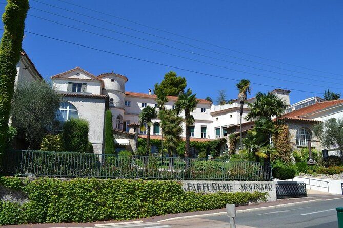 Molinard Classic Perfume Workshop in Nice - The Real Game: Choosing Top, Middle, and Base Notes