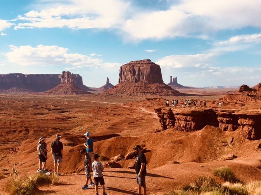 Monument Valley: Backcountry Jeep Tour with Navajo Guide - Meeting point: don’t miss the pickup outside The View Hotel